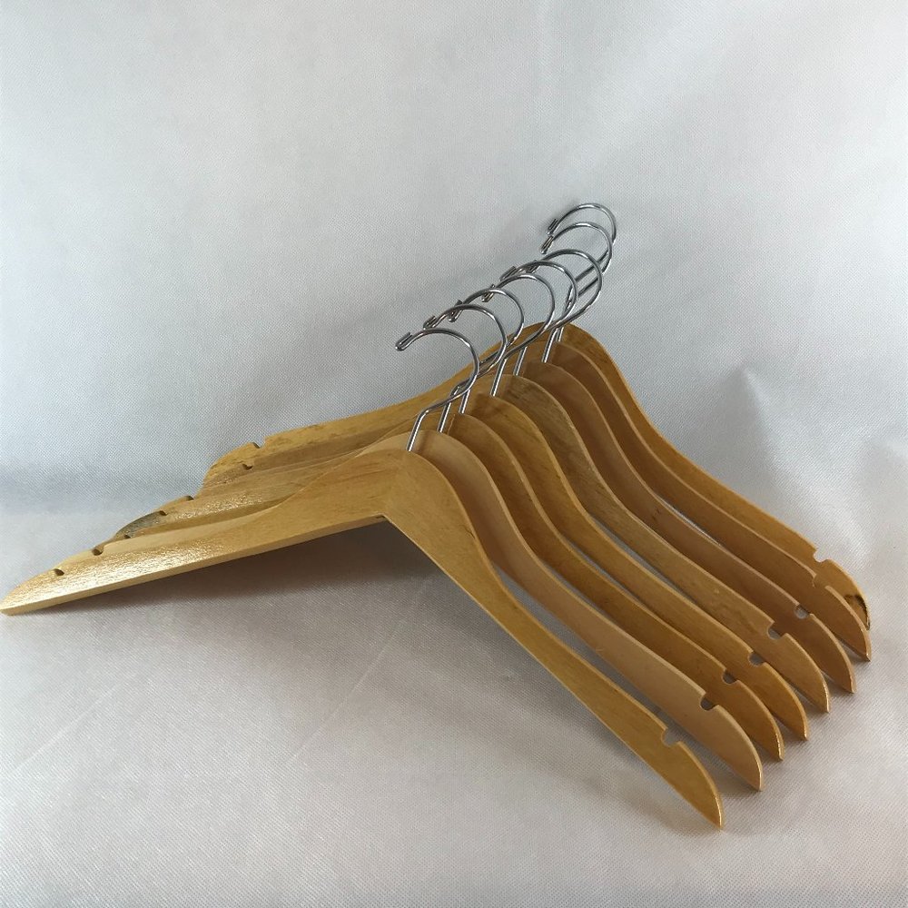 Wood Hangers (Varnished)